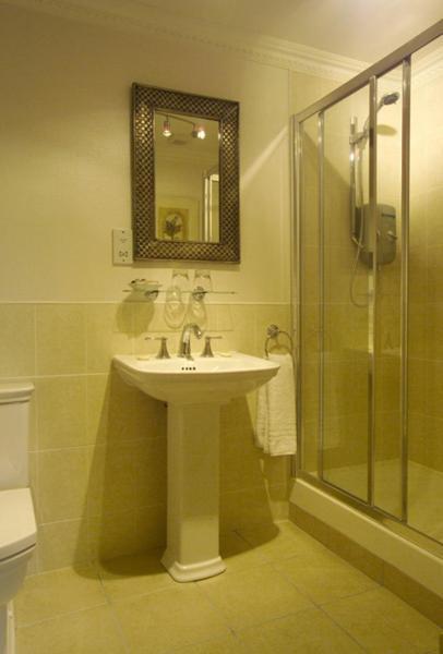 Adniston Manor Bed & Breakfast Tranent Room photo
